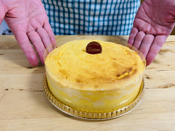 ご褒美たまご カラメルチーズ ８個×２セット 通常ケーキ半分の大きさが16個入り ミニケーキ かわいい 卵ケーキ スフレ 可愛い