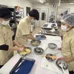 【マドレーヌの品質向上を目指す★江北ひまわり園での技術指導】